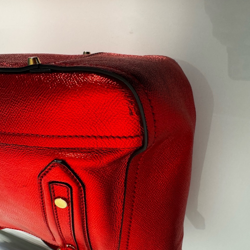 Burberry Metallic Red Leather Somerford - Picture 14 of 17